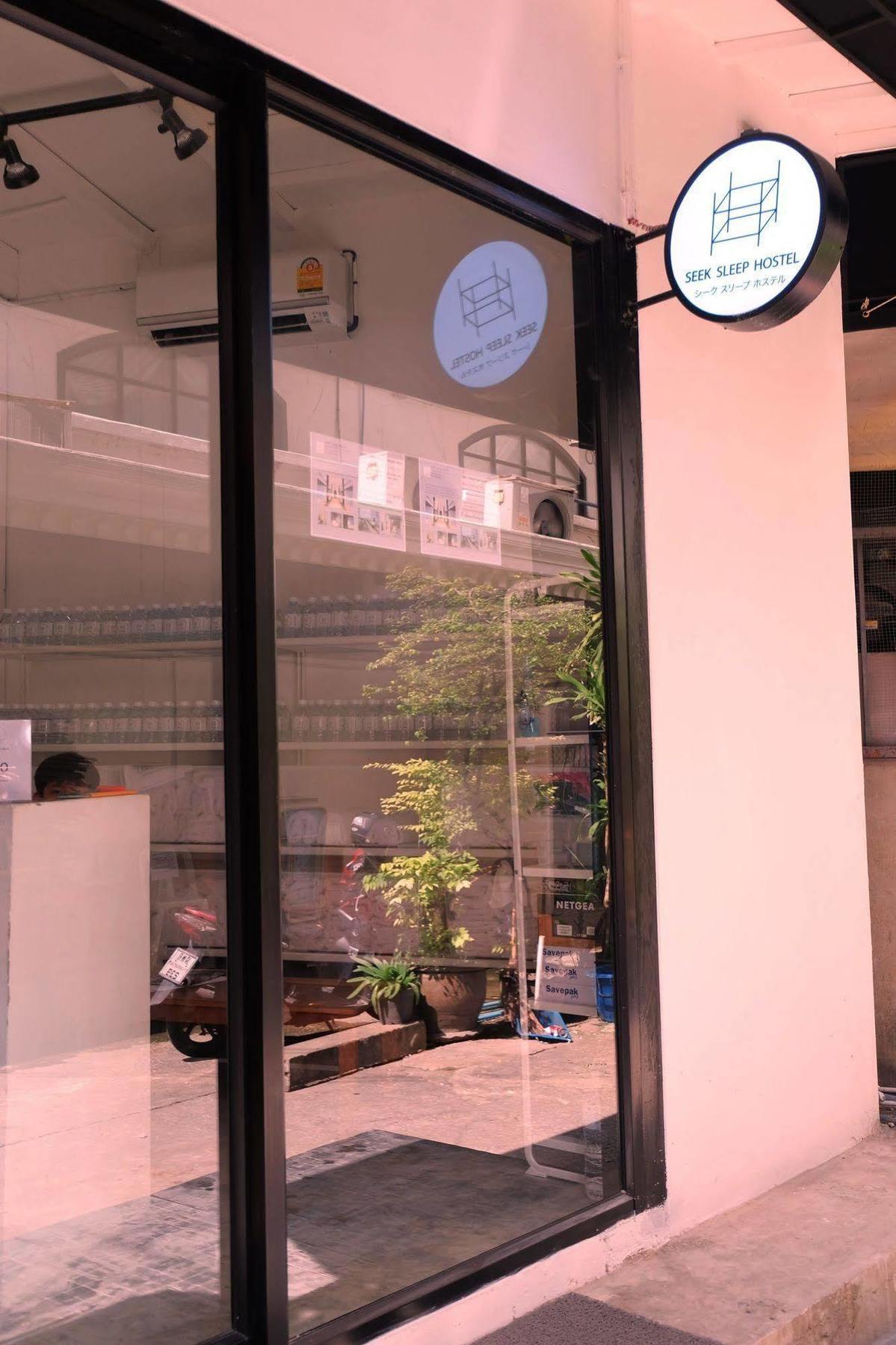 Seek Sleep Hostel Bangkok Eksteriør bilde