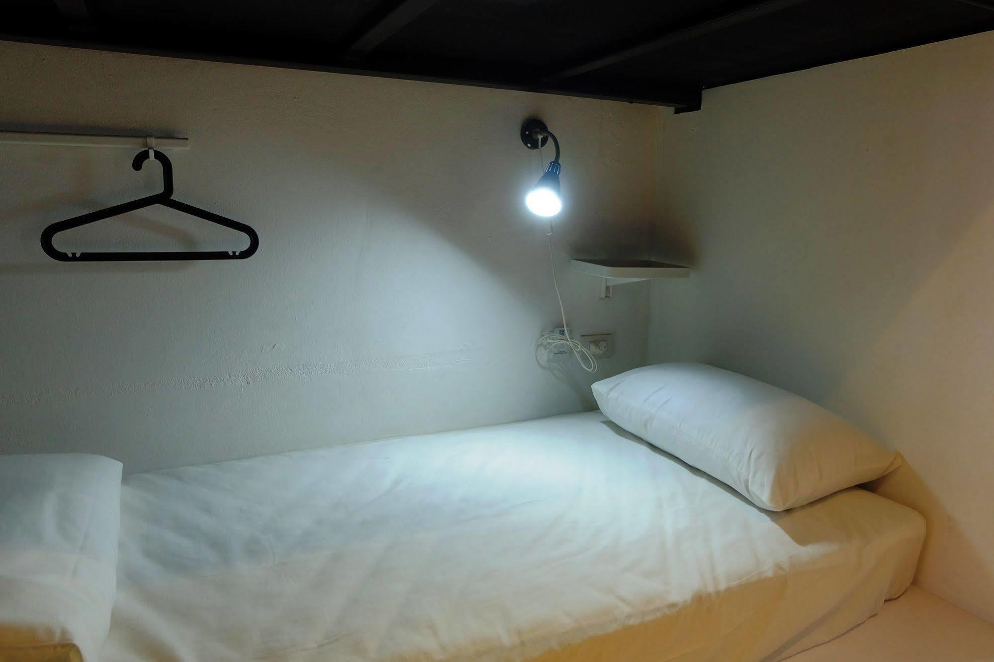 Seek Sleep Hostel Bangkok Eksteriør bilde